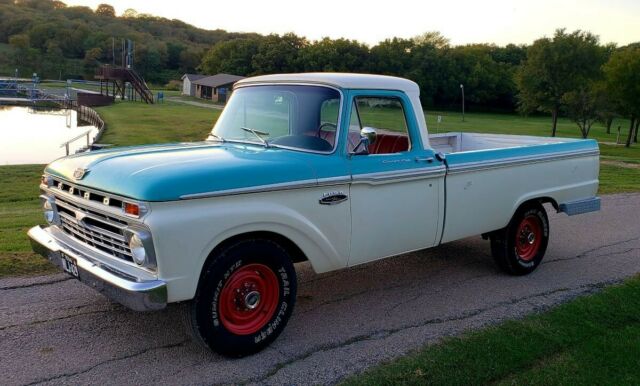 Ford F-250 1966 image number 2