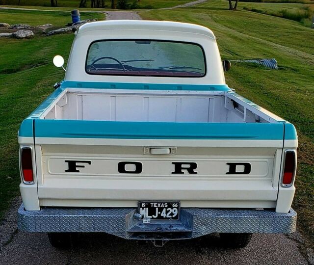 Ford F-250 1966 image number 23