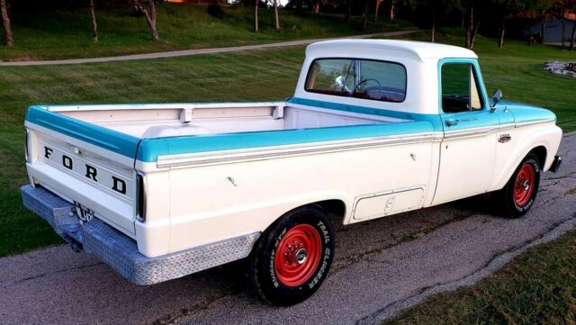 Ford F-250 1966 image number 24