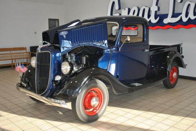 Ford V8 Flathead Pickup 1936 image number 33