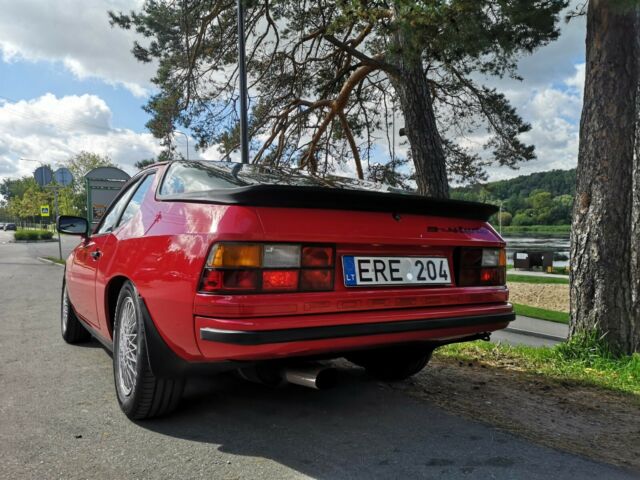 Porsche 924 1979 image number 16