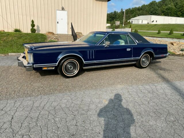 Lincoln Continental 1979 image number 0