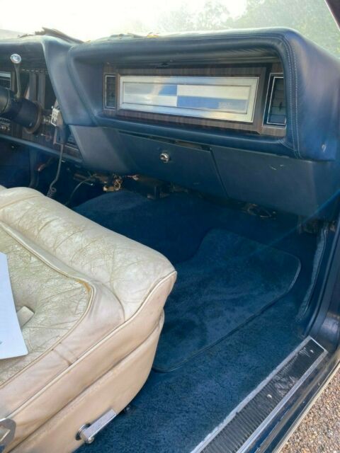 Lincoln Continental 1979 image number 17