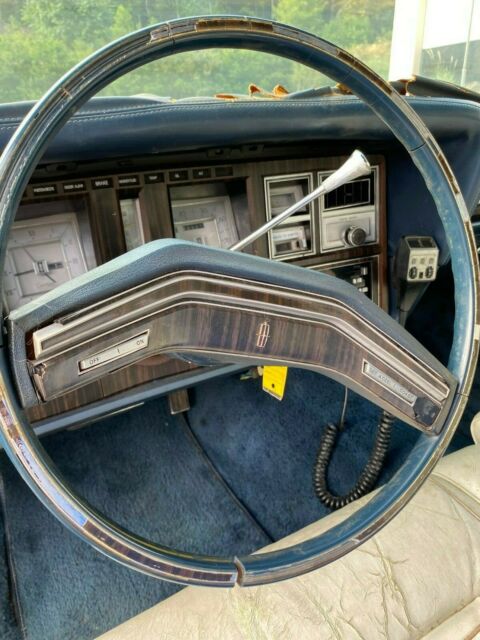 Lincoln Continental 1979 image number 37