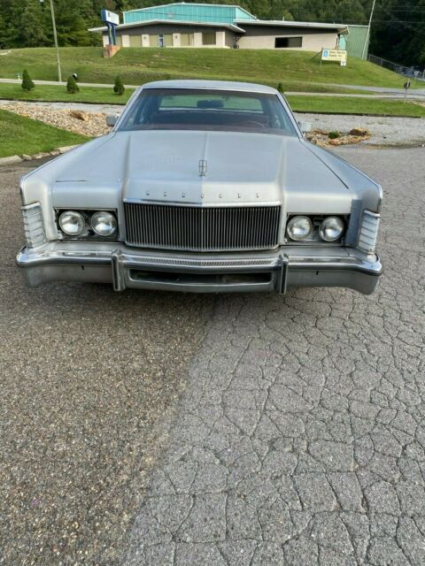 Lincoln Continental 1974 image number 1