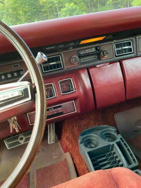 Lincoln Continental 1974 image number 19