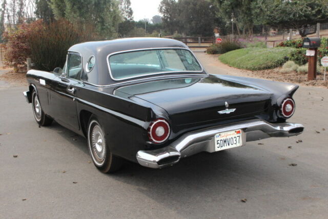 Ford Thunderbird 1957 image number 26