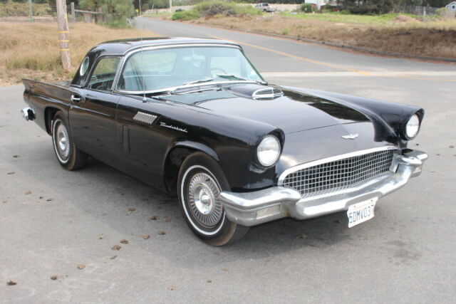 Ford Thunderbird 1957 image number 29