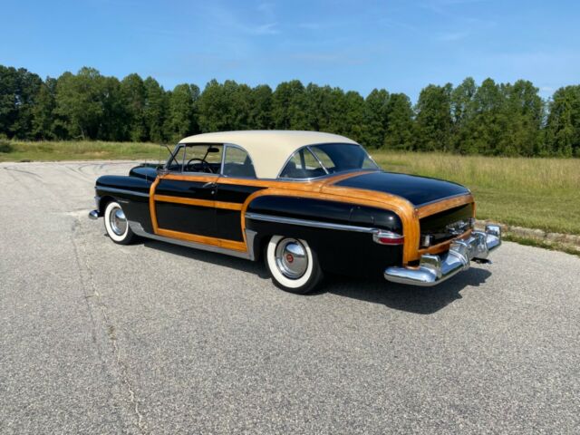 Chrysler Town & Country 1950 image number 2