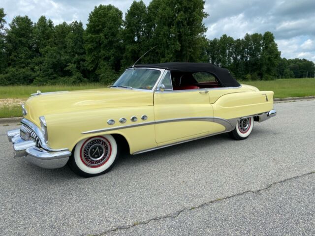 Buick Roadmaster 1953 image number 19