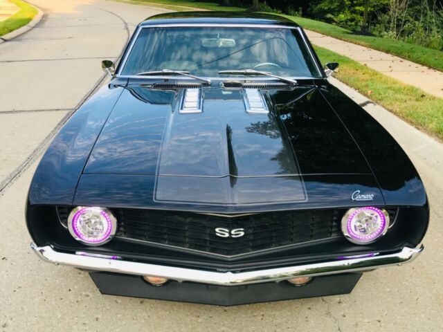 Chevrolet Camaro 1969 image number 2