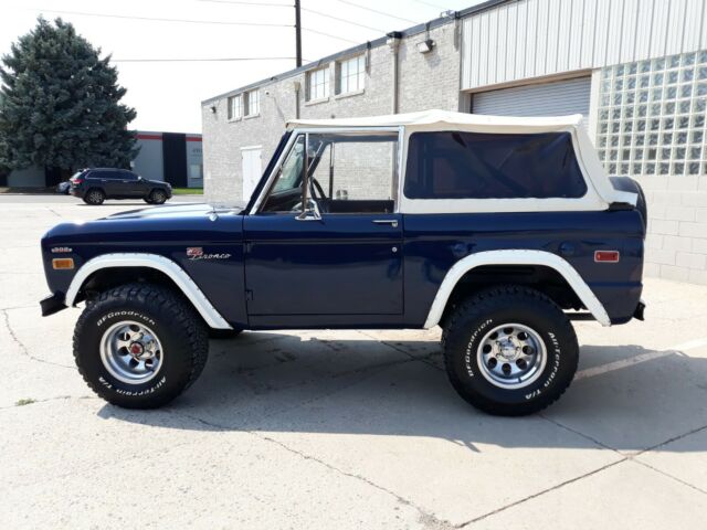 Ford Bronco 1975 image number 21