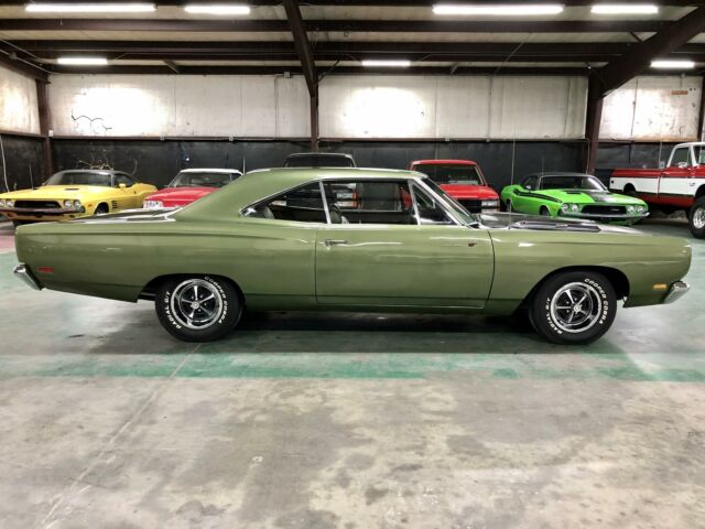 Plymouth Road Runner 1969 image number 5