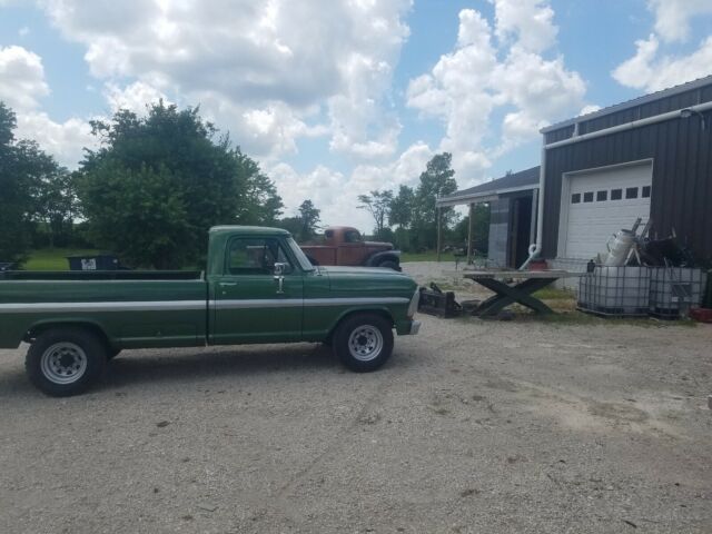 Ford F250 1970 image number 0