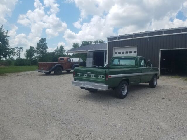 Ford F250 1970 image number 35