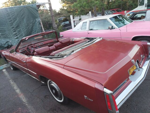 Cadillac Eldorado Convertible 1976 image number 22