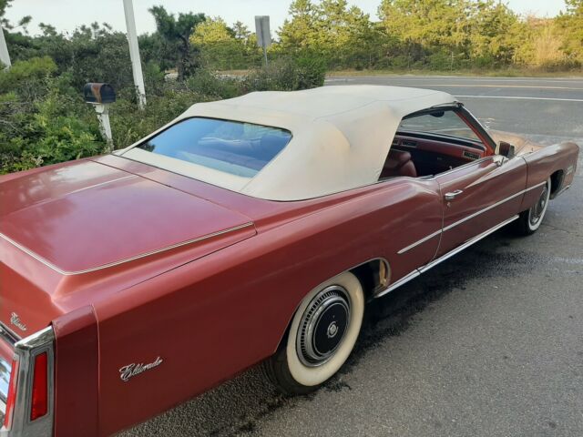 Cadillac Eldorado Convertible 1976 image number 25