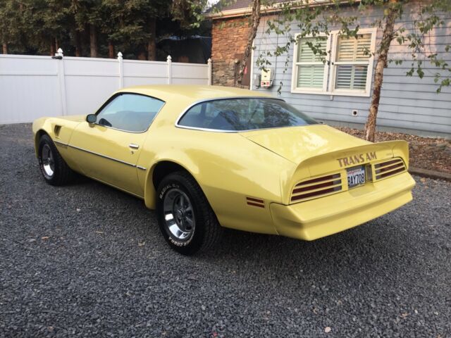 Pontiac Firebird Trans Am 1977 image number 27