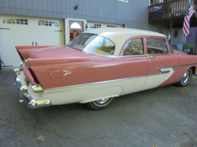 Plymouth Belvedere 1956 image number 1