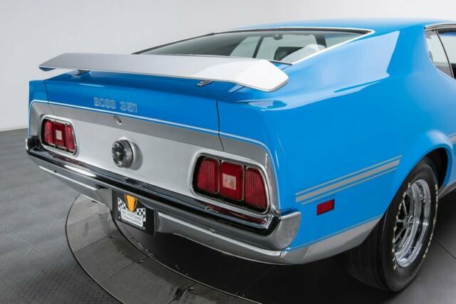 Ford Mustang 1971 image number 21