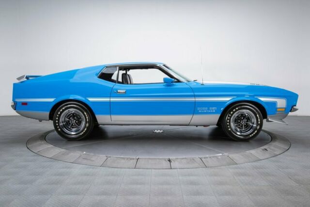 Ford Mustang 1971 image number 32