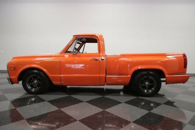 Chevrolet C-10 1970 image number 2