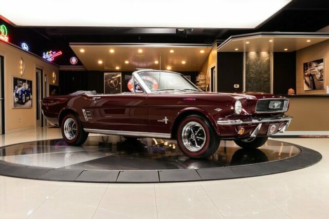 Ford Mustang 1966 image number 34