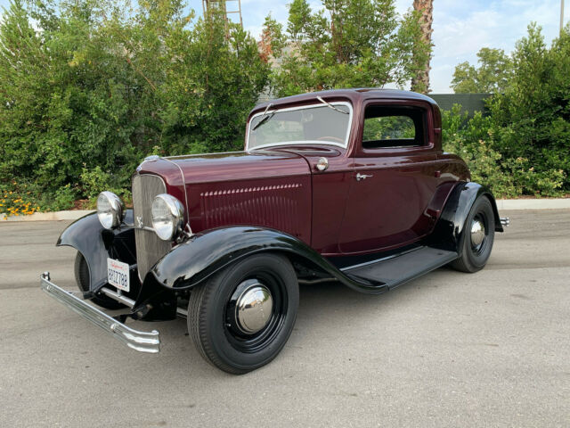 Ford All Steel Deluxe 1932 image number 0