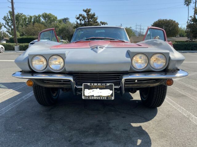 Chevrolet Corvette 1964 image number 27