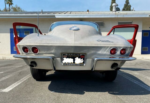 Chevrolet Corvette 1964 image number 33