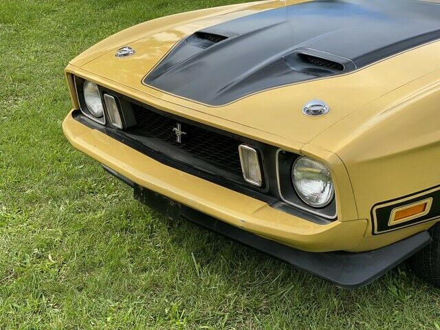 Ford Mustang 1972 image number 22