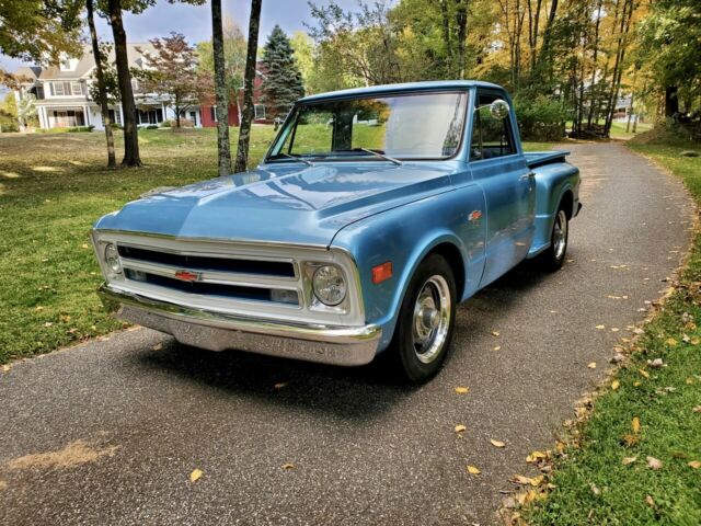 Chevrolet C-10 1968 image number 10