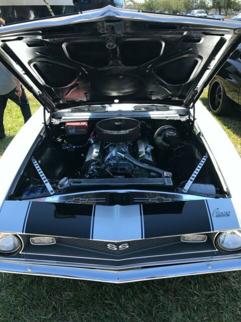 Chevrolet Camaro 1968 image number 9