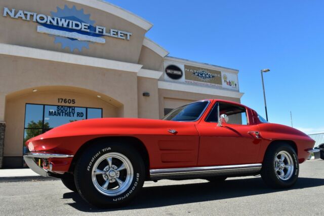 Chevrolet Corvette 1964 image number 0