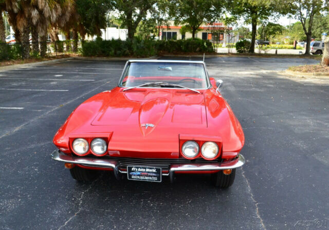 Chevrolet Corvette 1964 image number 17