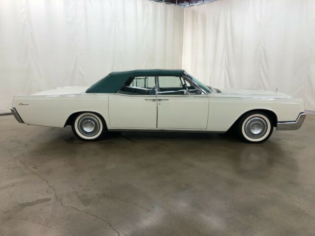 Lincoln Continental 1967 image number 1