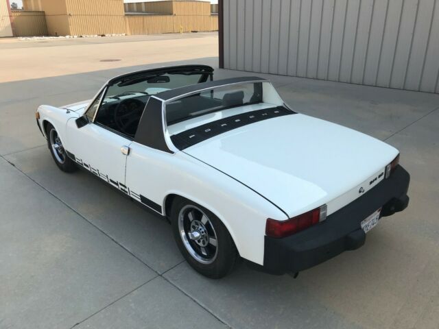 Porsche 914 1975 image number 1