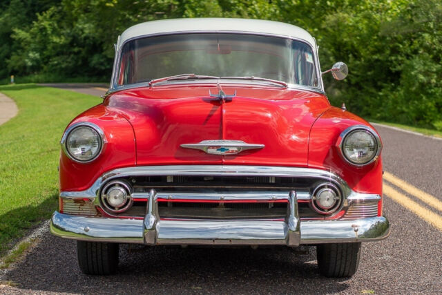 Chevrolet Bel Air/150/210 1953 image number 2