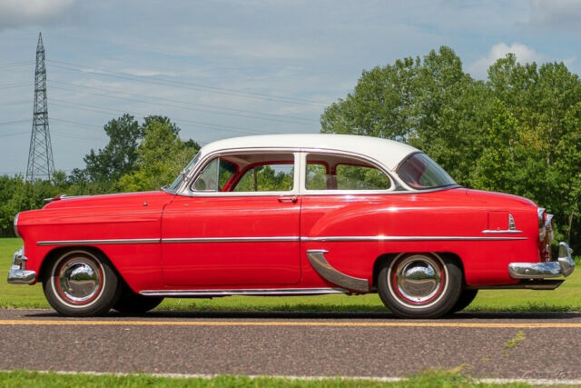 Chevrolet Bel Air/150/210 1953 image number 29