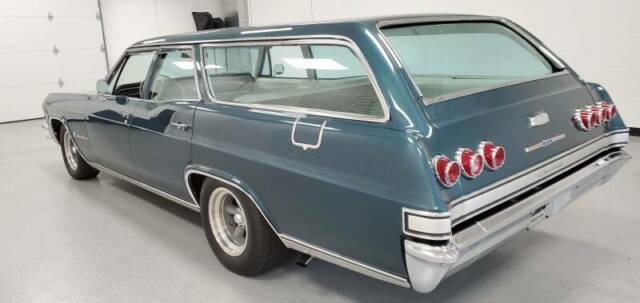 Chevrolet Impala 1965 image number 3