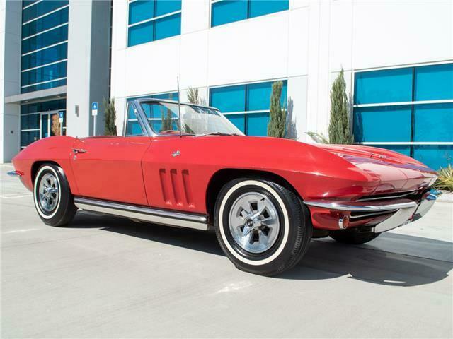 Chevrolet Corvette 1965 image number 1