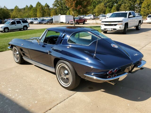 Chevrolet Corvette 1963 image number 33