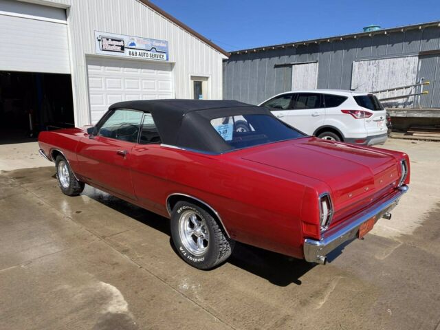 Ford Fairlane Convertible 1968 image number 28