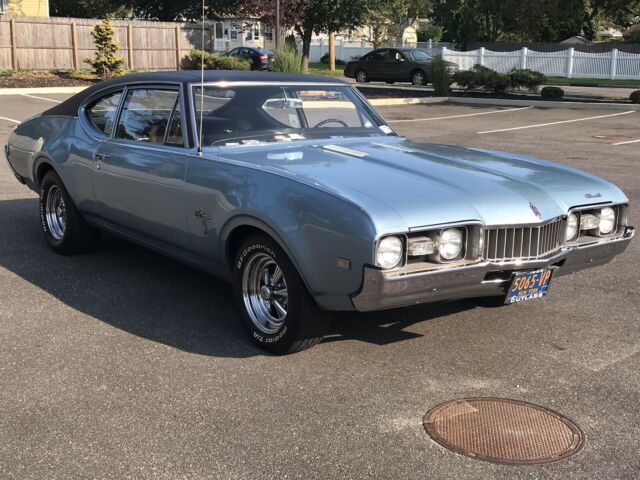 Oldsmobile Cutlass S 1968 image number 1