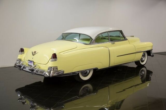 Cadillac DeVille 1953 image number 43