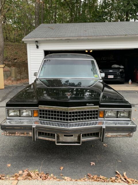 Cadillac Hearse 1978 image number 2