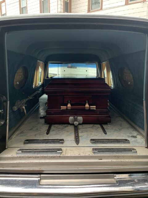 Cadillac Hearse 1978 image number 8