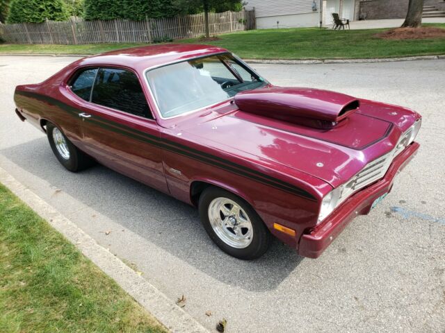 Plymouth Duster 1973 image number 0