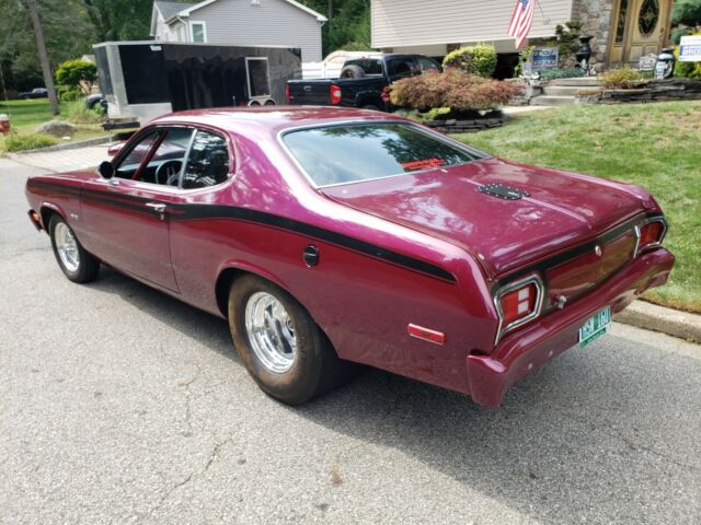 Plymouth Duster 1973 image number 1