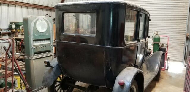 Ford Model T 1925 image number 3